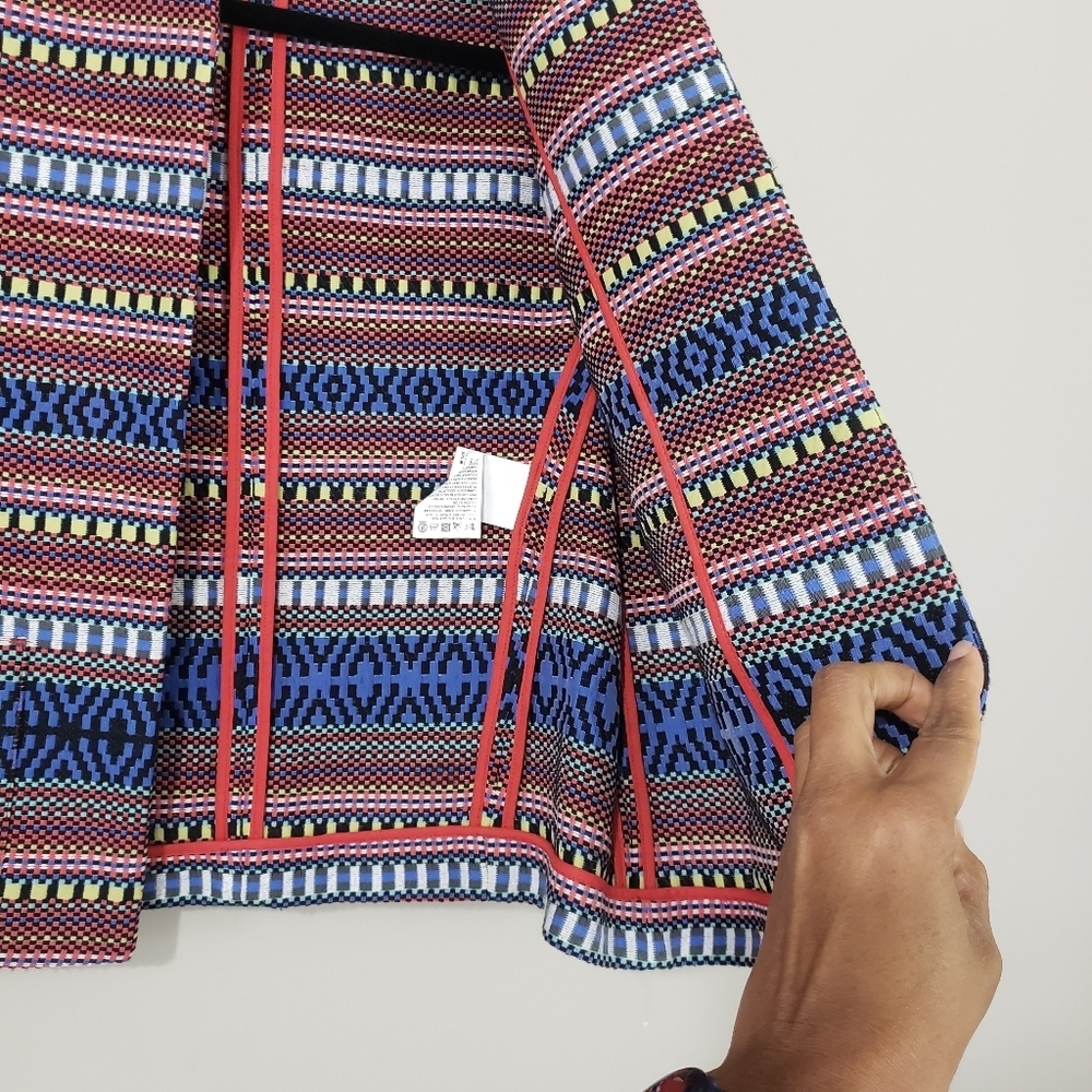 Weekend Max Mara Basketweave Tribal Pattern Cropped Jacket Size 6 - Picture 9 of 13